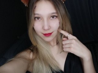 Еротски видео цхат FloraMoonlight