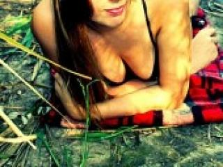 Еротски видео цхат floriiidaaa