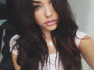 Еротски видео цхат FomcaNiks