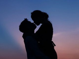 Еротски видео цхат FOXandRACCOON