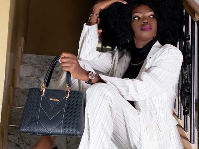 Слика профила Foxi-lexy