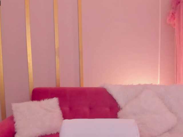 Фотографије GabbieM21 Meet me and touch my pussy to feel how much pleasure I can give you! ♥ full naked and sexy dance at goal 0