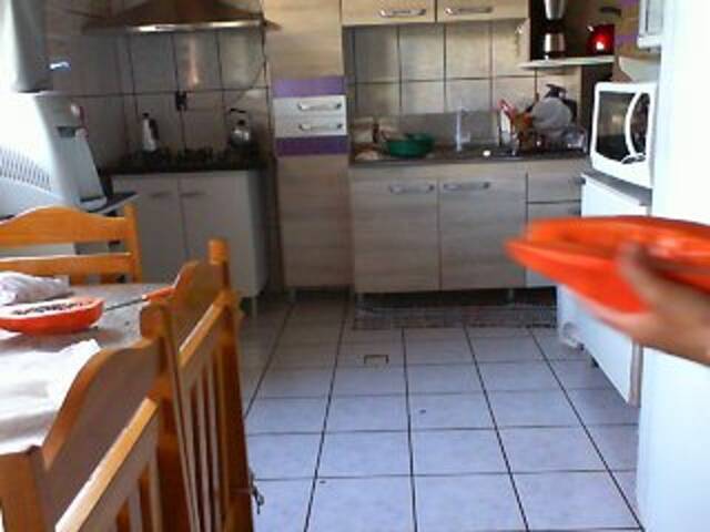 Емитовање снимка екрана GabiBrasil