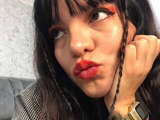 Еротски видео цхат GiannaVikande