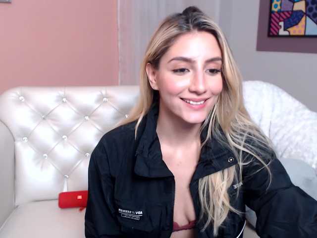 Фотографије GigiElliot If you are looking for some fun, you are in the right place ⭐ PVT Allow ⭐ Sexy dance + Streptease at goal 688