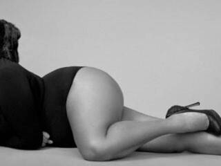 Еротски видео цхат GigiValentina