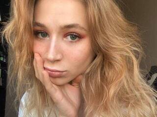 Еротски видео цхат Giiaa