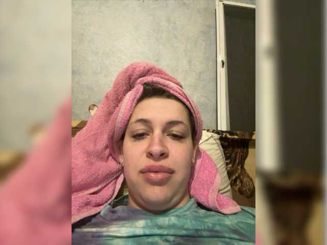 Емитовање снимка екрана GinaLettie