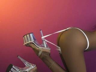 Еротски видео цхат GinnaBolton