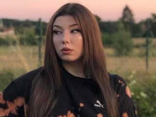 Еротски видео цхат GinnyHeart