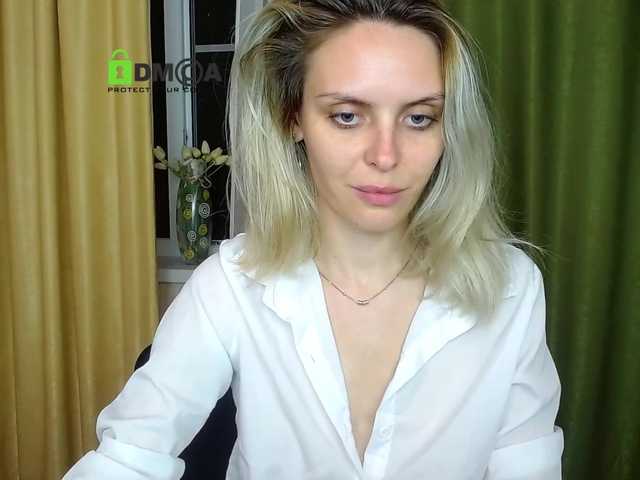 Емитовање снимка екрана gloriawoo