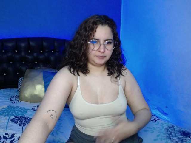 Фотографије goddesstepha1 Hi , enter if u wanna talk! Goal: GOAL: Sexy Dance #teen #lovense #boobs #cute #new -I dont do free shows xoxox