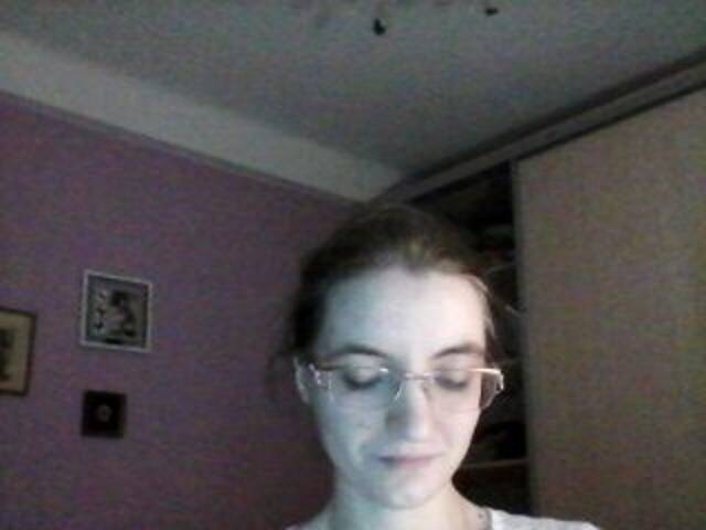 Емитовање снимка екрана GoodGirlXS