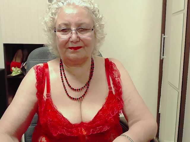 Емитовање снимка екрана GrannyWants