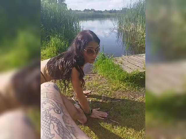 Емитовање снимка екрана GymGirlxXxX