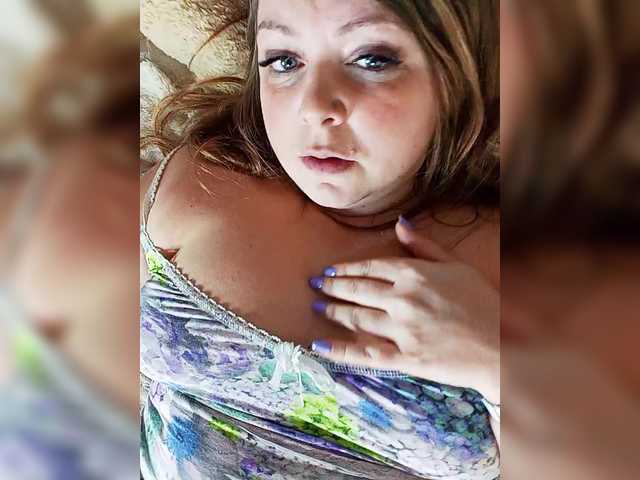Емитовање снимка екрана FLUFFY_BEAUTY