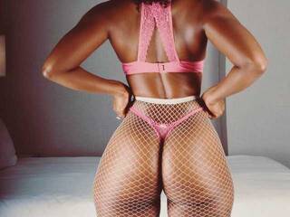 Еротски видео цхат HaleBerry