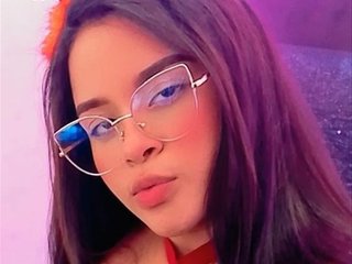 Еротски видео цхат hanamilkk