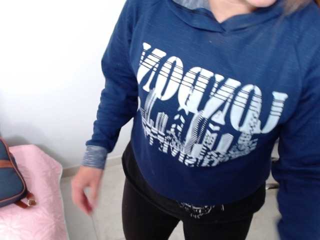 Емитовање снимка екрана HannahKahnwal