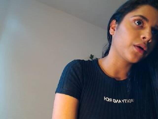 Емитовање снимка екрана helaroberts