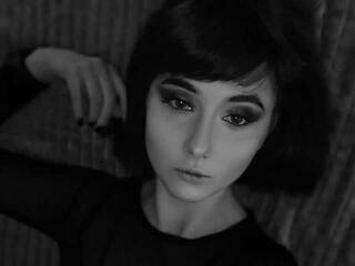 Еротски видео цхат Helenaobscura