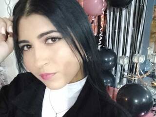 Еротски видео цхат hellenmoon