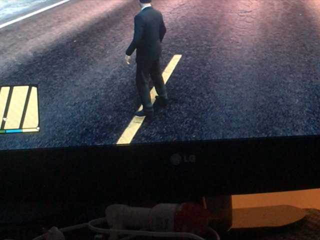 Емитовање снимка екрана HIGH-LOVE