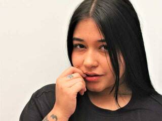 Еротски видео цхат HillaryX0