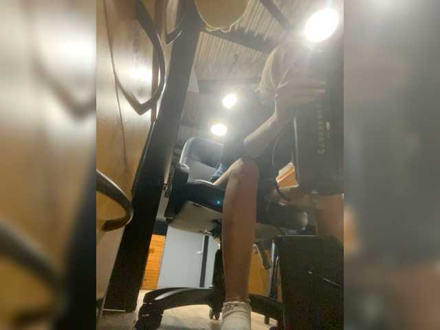 Емитовање снимка екрана HloyaConect