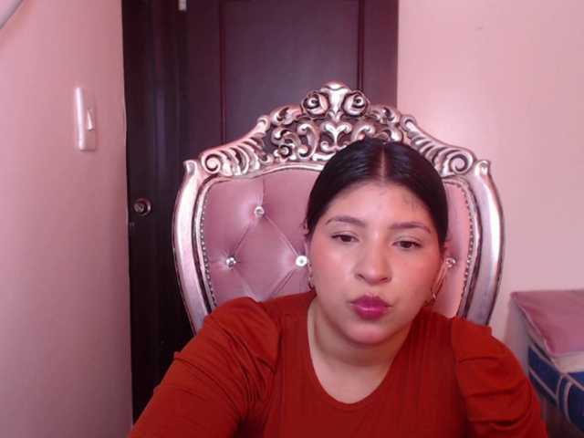 Емитовање снимка екрана holly20a