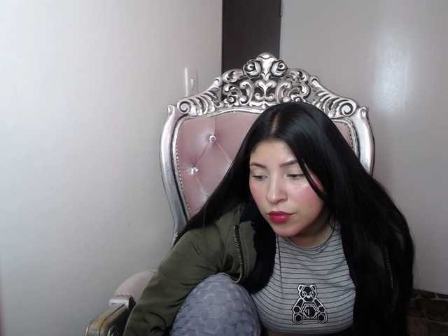 Емитовање снимка екрана holly20a