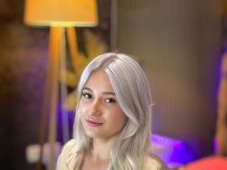 Еротски видео цхат HollyTaillor