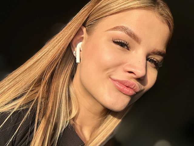 Слика профила Holyidol