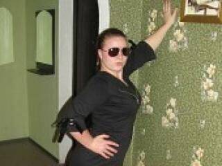 Еротски видео цхат honeykissx