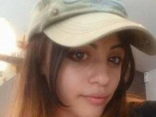 Еротски видео цхат honeypussy3