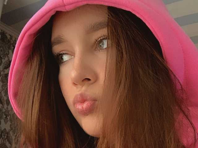 Слика профила Honeyy-beee