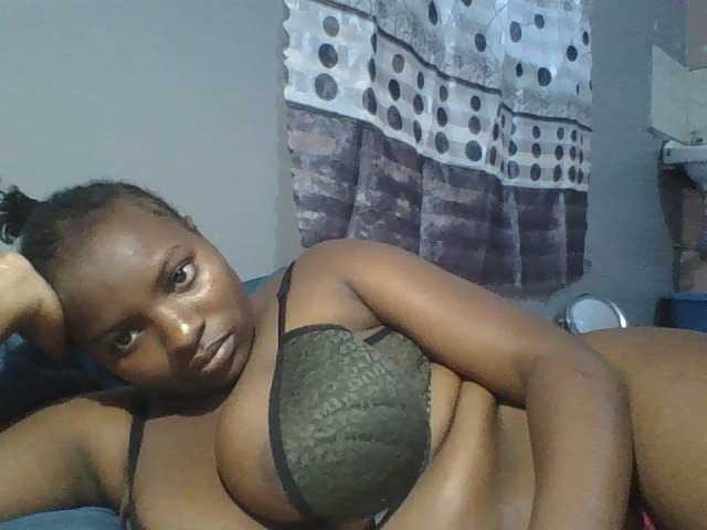 Емитовање снимка екрана Hot-Melanin1