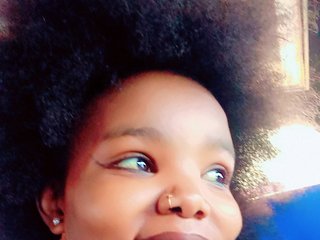 Еротски видео цхат HotAFQueen