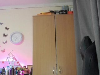 Еротски видео цхат Hotangel75