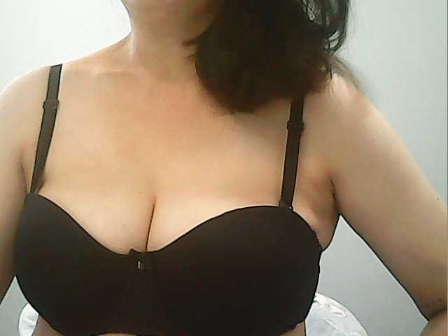 Емитовање снимка екрана hotbabyasian