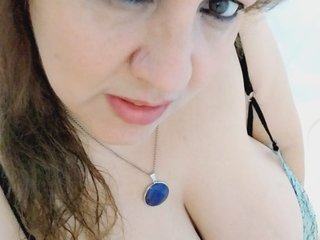 Еротски видео цхат HOTBABYSUCKS1