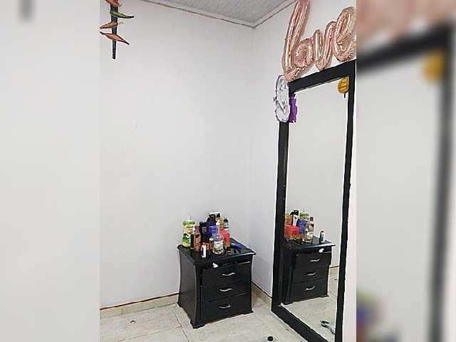 Слика профила HotCaroline