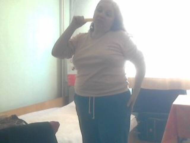 Емитовање снимка екрана Hotcutiefun