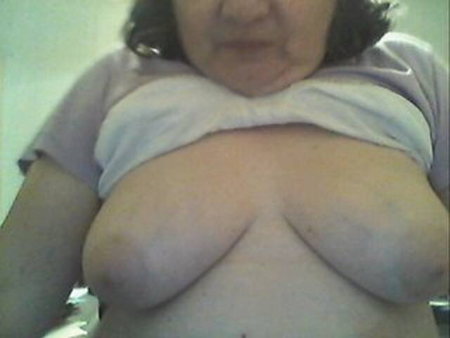 Емитовање снимка екрана Hotcutiefun