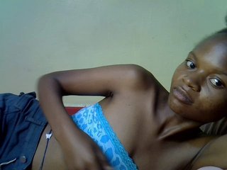 Еротски видео цхат Hotdreamteen001