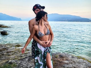 Еротски видео цхат HotSexyCouple0688