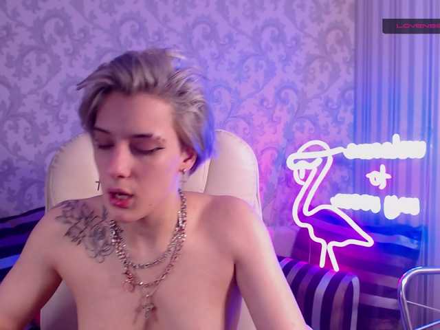 Емитовање снимка екрана HottiDevil