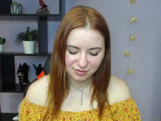 Емитовање снимка екрана hottiexLayla