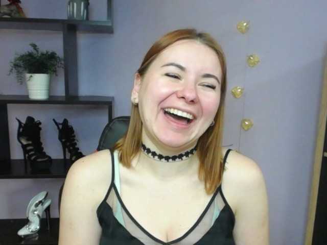 Емитовање снимка екрана hottiexLayla
