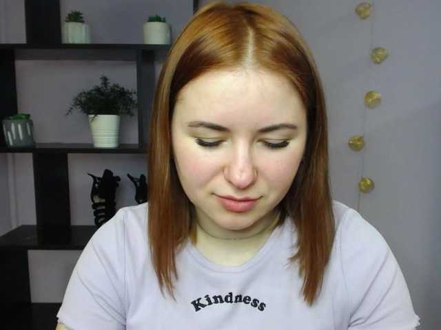 Емитовање снимка екрана hottiexLayla